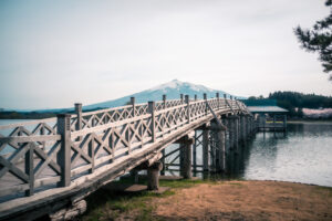 鶴の舞橋