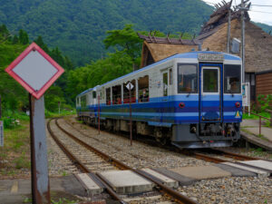 湯野上温泉駅舎